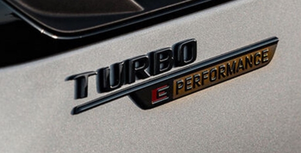 MERCEDES-AMG KOTFLÜGEL SCHRIFTZUG TURBO E PERFORMANCE BLACK